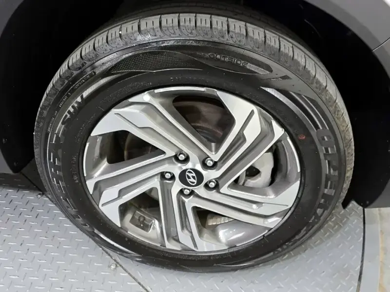 2023 Hyundai Santa Fe с пробегом 23 131 км
