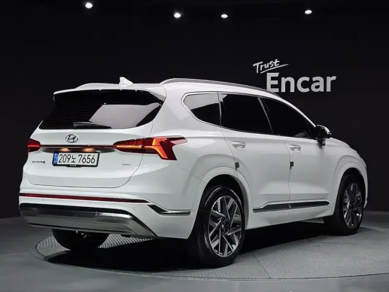 2022 Hyundai Santa Fe с пробегом 25 392 км