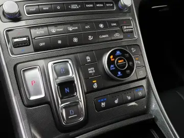 2023 Hyundai Santa Fe с пробегом 23 131 км