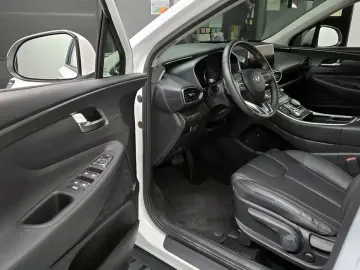 2023 Hyundai Santa Fe с пробегом 23 131 км