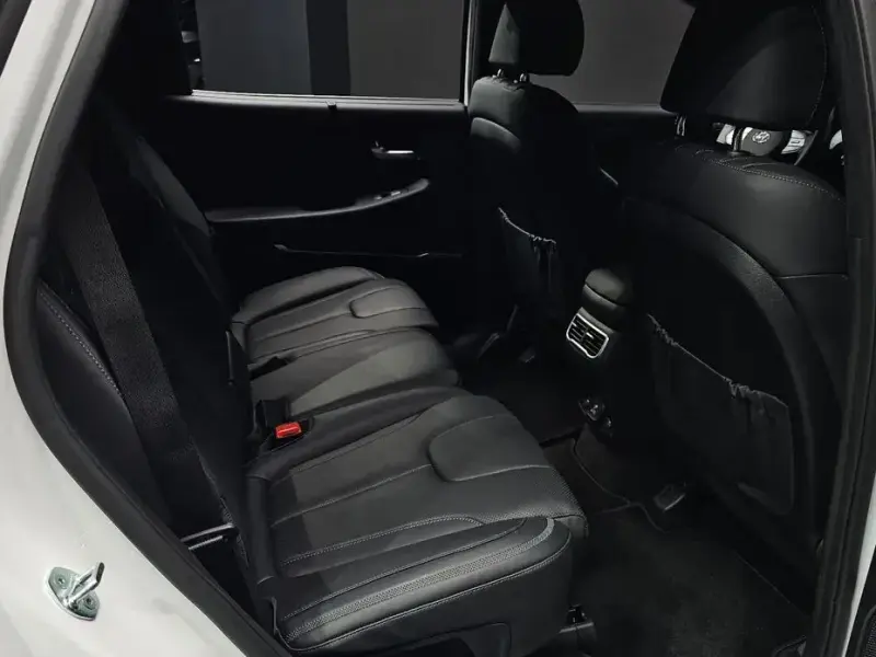 2022 Hyundai Santa Fe с пробегом 25 392 км