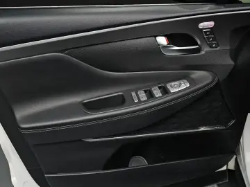 2022 Hyundai Santa Fe с пробегом 25 392 км