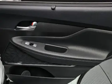 2022 Hyundai Santa Fe с пробегом 25 392 км