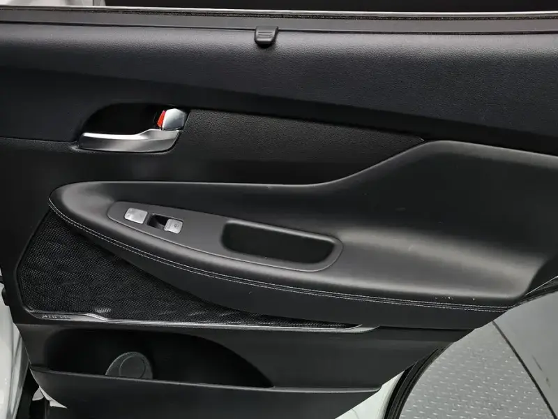 2022 Hyundai Santa Fe с пробегом 25 392 км