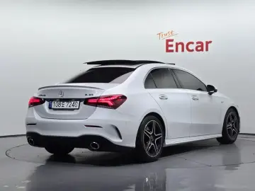 2021 Mercedes-Benz A-Класс с пробегом 65 826 км