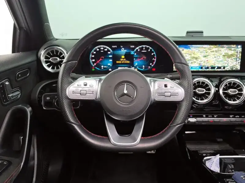 2021 Mercedes-Benz A-Класс с пробегом 65 826 км