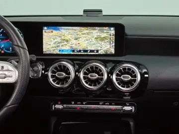 2021 Mercedes-Benz A-Класс с пробегом 65 826 км