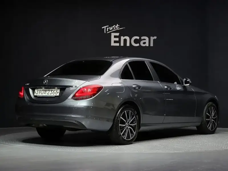 2020 Mercedes-Benz C-Класс с пробегом 133 976 км