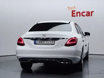 2020 Mercedes-Benz C-Класс с пробегом 64 679 км