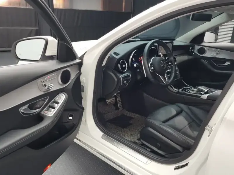 2020 Mercedes-Benz C-Класс с пробегом 64 679 км