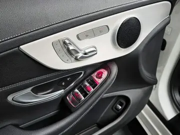 2022 Mercedes-Benz C-Класс с пробегом 17 539 км