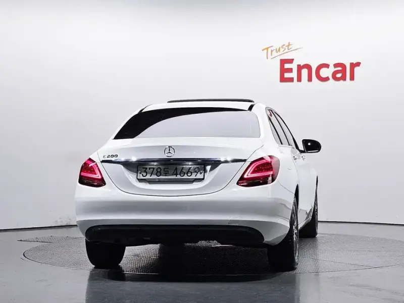 2020 Mercedes-Benz C-Класс с пробегом 69 743 км