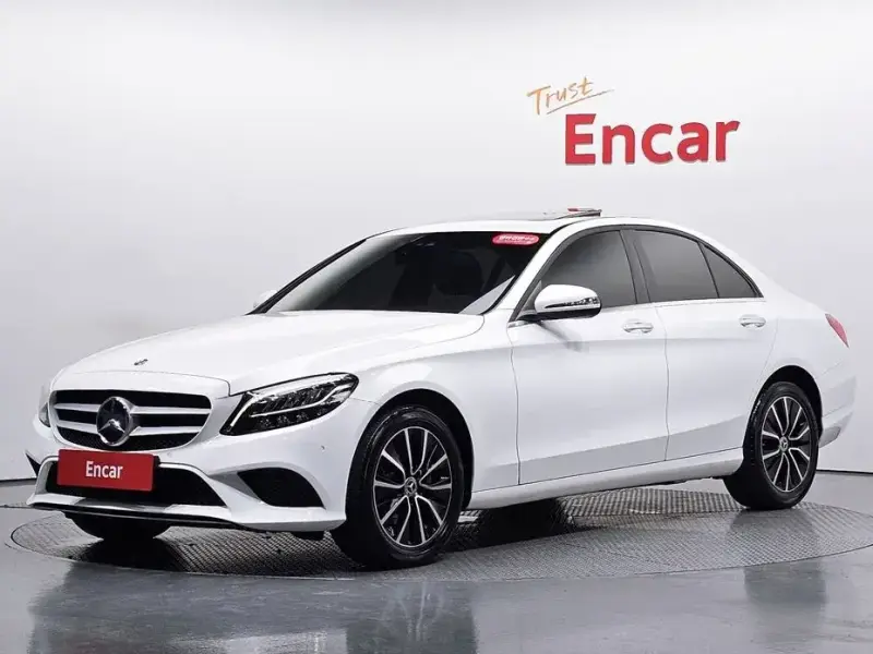 2020 Mercedes-Benz C-Класс с пробегом 69 743 км