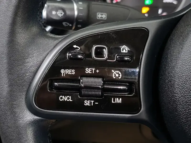 2020 Mercedes-Benz C-Класс с пробегом 69 743 км
