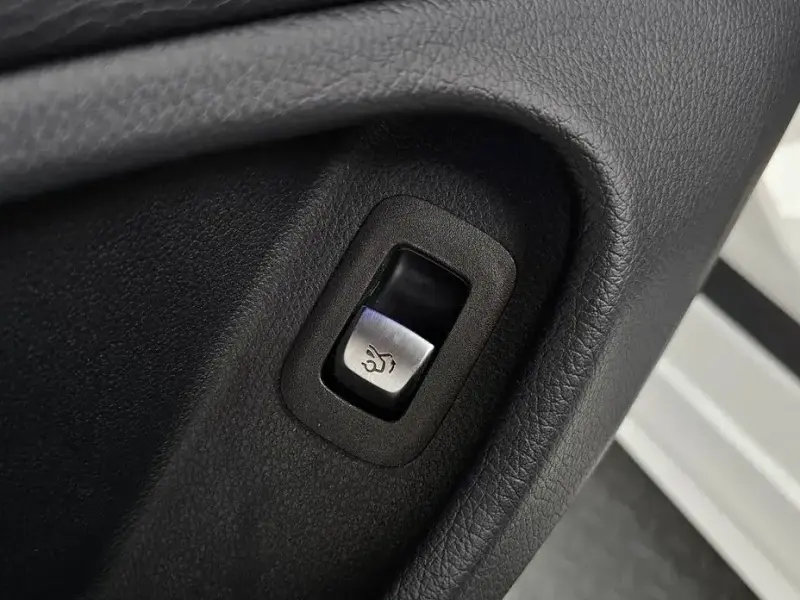 2021 Mercedes-Benz C-Класс с пробегом 56 924 км