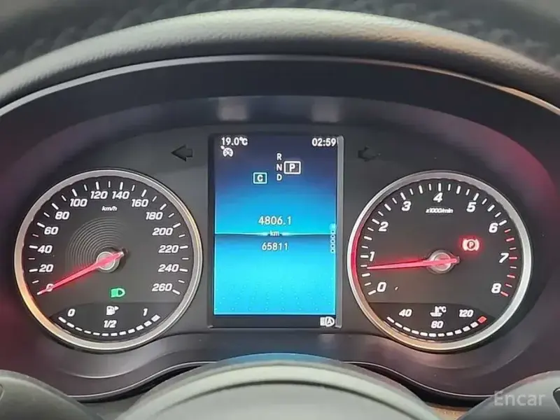 2019 Mercedes-Benz C-Класс с пробегом 65 809 км
