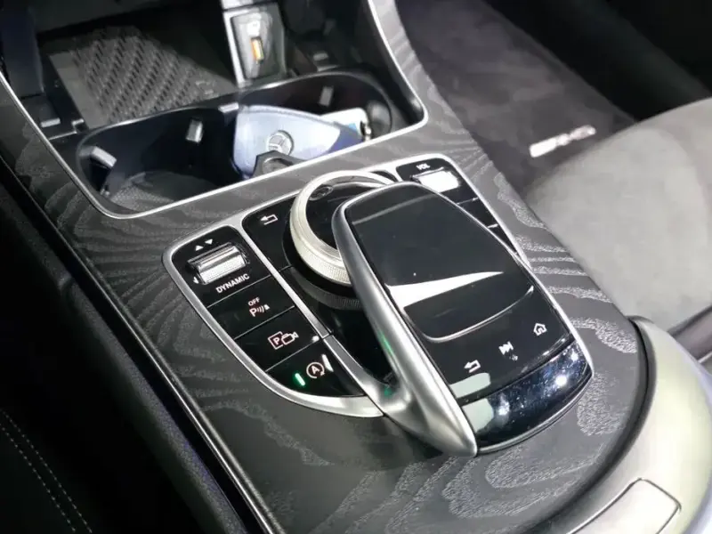 2021 Mercedes-Benz C-Класс с пробегом 22 678 км