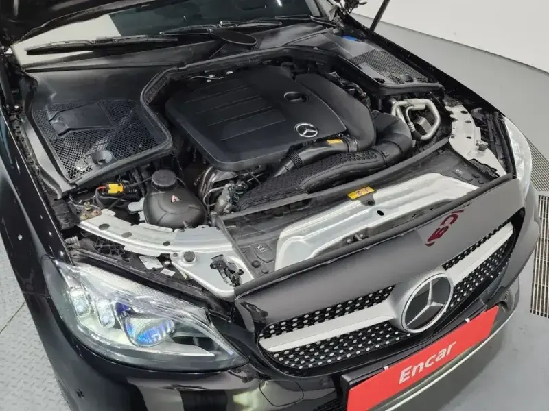 2021 Mercedes-Benz C-Класс с пробегом 27 590 км