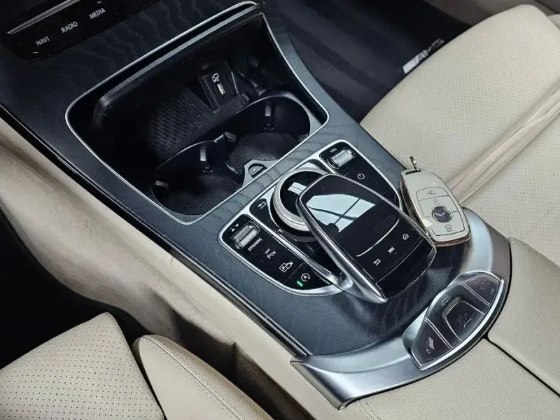 2021 Mercedes-Benz C-Класс с пробегом 78 385 км