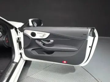 2023 Mercedes-Benz C-Класс с пробегом 19 820 км