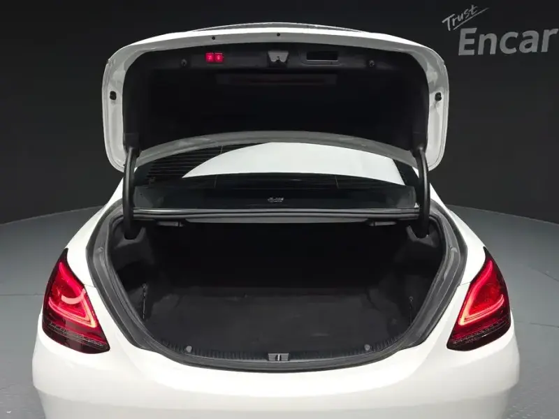 2021 Mercedes-Benz C-Класс с пробегом 103 789 км