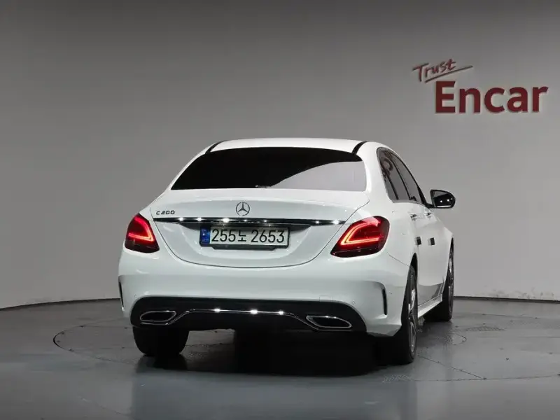 2021 Mercedes-Benz C-Класс с пробегом 32 150 км