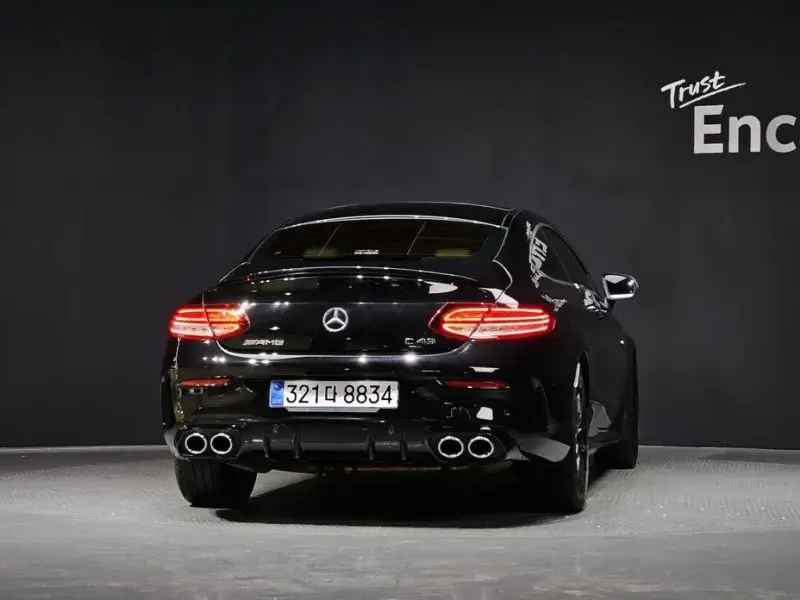 2021 Mercedes-Benz C-Класс с пробегом 69 641 км