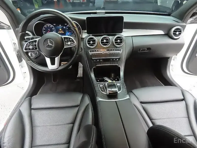 2021 Mercedes-Benz C-Класс с пробегом 18 107 км