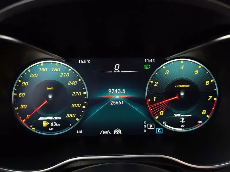 2021 Mercedes-Benz C-Класс с пробегом 25 661 км