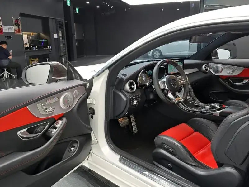 2021 Mercedes-Benz C-Класс с пробегом 25 661 км