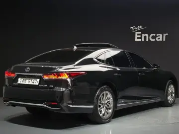 2019 Lexus LS с пробегом 111 138 км