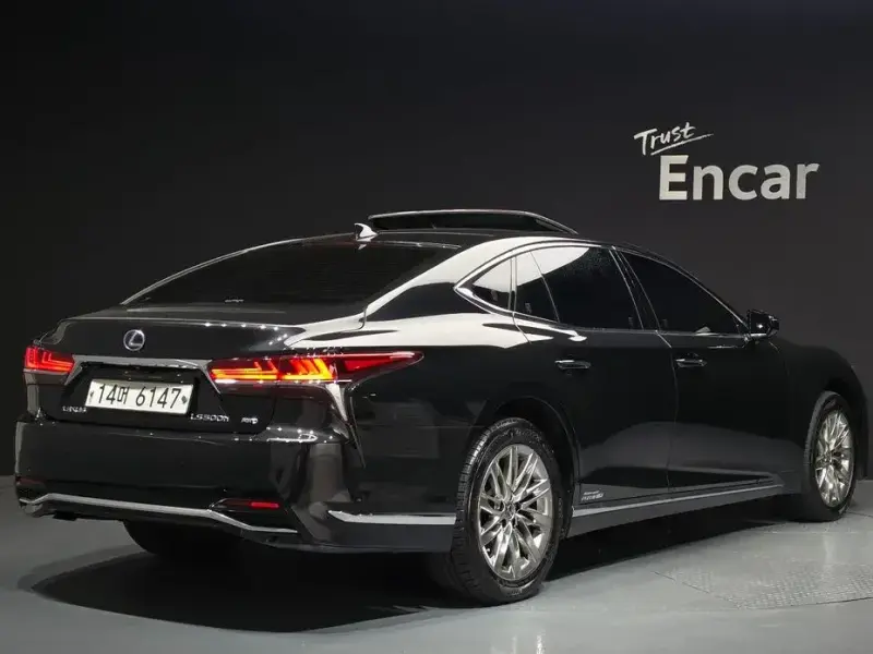 2019 Lexus LS с пробегом 111 138 км