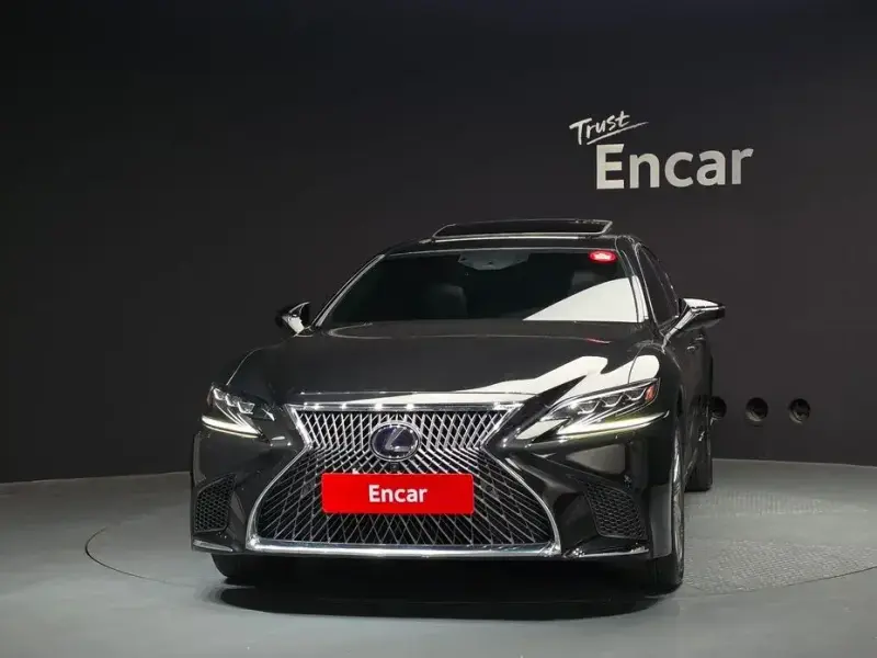 2019 Lexus LS с пробегом 111 138 км