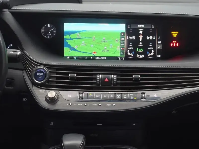 2019 Lexus LS с пробегом 111 138 км
