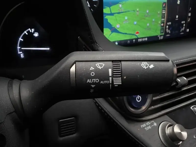 2019 Lexus LS с пробегом 111 138 км