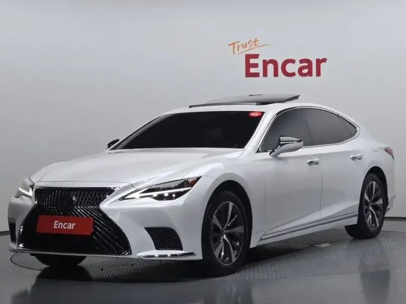 2022 Lexus LS с пробегом 48 100 км
