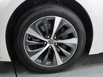 2022 Lexus LS с пробегом 48 100 км