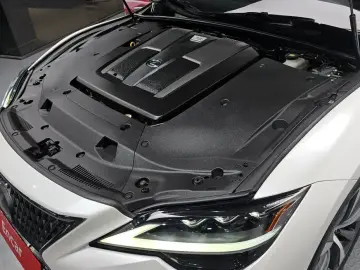 2022 Lexus LS с пробегом 48 100 км