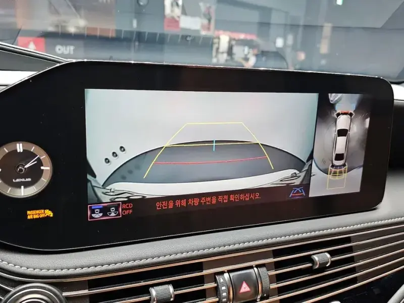 2022 Lexus LS с пробегом 48 100 км