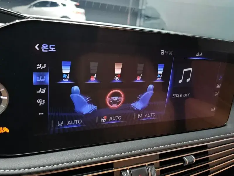 2022 Lexus LS с пробегом 48 100 км
