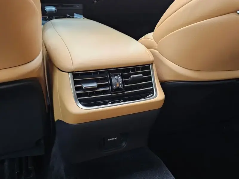 2022 Lexus LS с пробегом 48 100 км