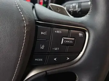 2022 Lexus LS с пробегом 48 100 км