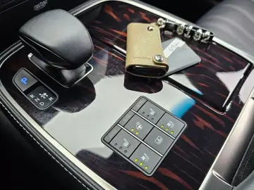 2023 Lexus LS с пробегом 42 802 км