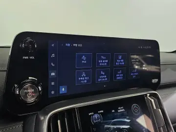 2025 Lexus LX с пробегом 28 561 км