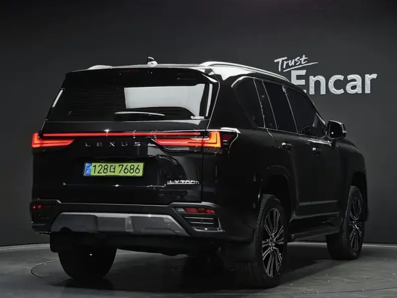 2026 Lexus LX с пробегом 5 км