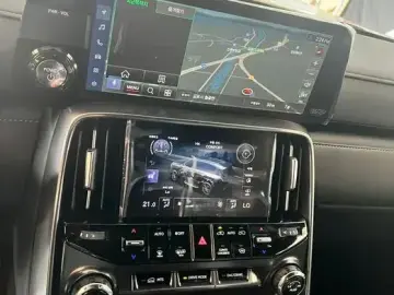 2025 Lexus LX с пробегом 60 км