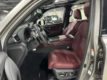 2025 Lexus LX с пробегом 5 800 км