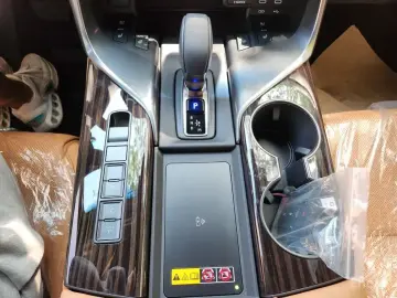 2025 Lexus LX с пробегом 13 км