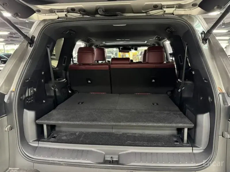 2025 Lexus LX с пробегом 5 800 км