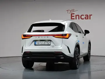 2024 Lexus NX с пробегом 117 846 км
